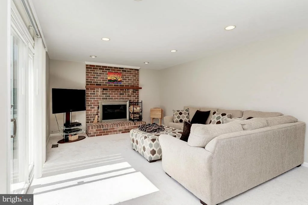 Photo of 19007 FOREST BROOK ROAD