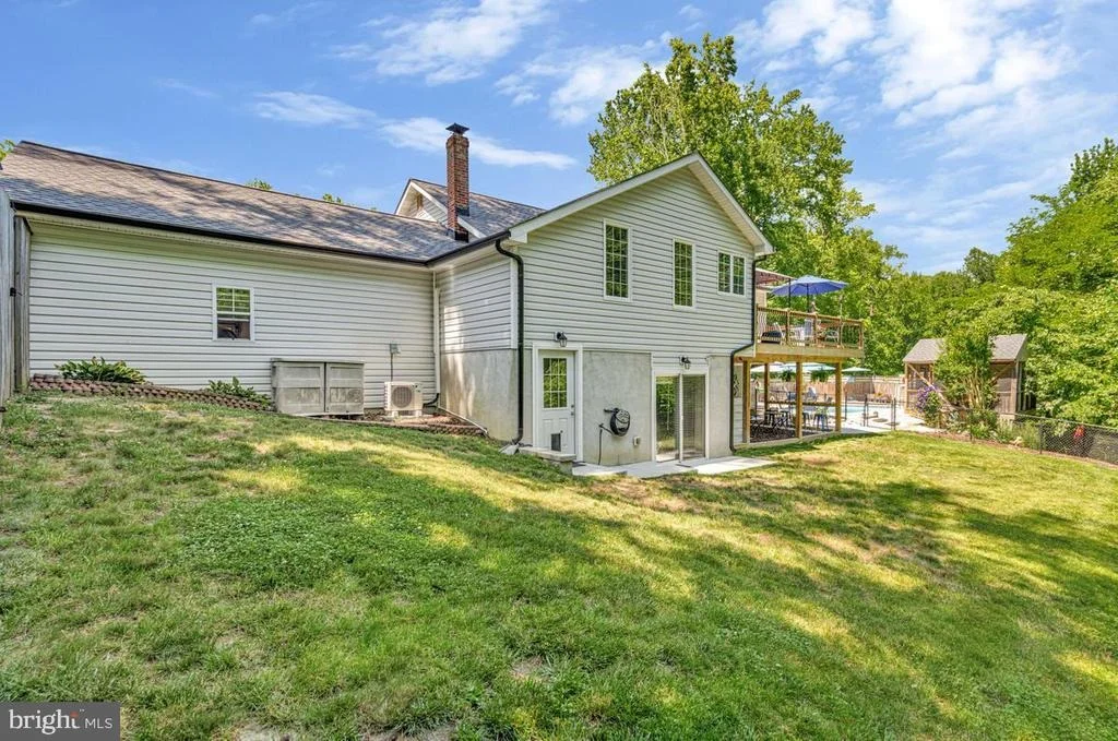 Photo of 9017 MEGAN CIRCLE
