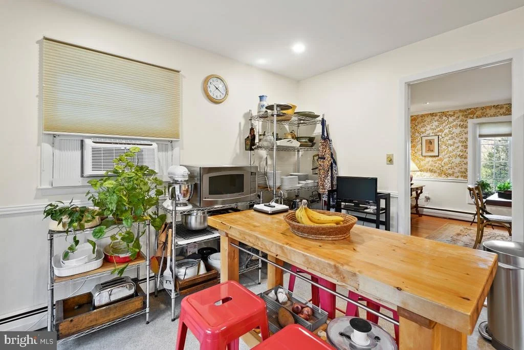 Photo of 7516 OAKMONT DRIVE