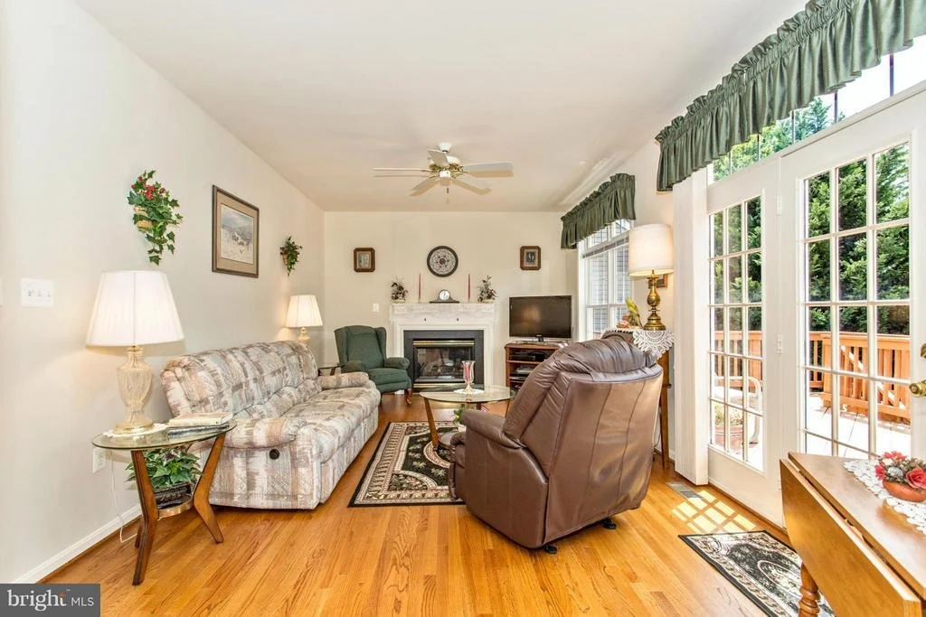 Photo of 2562 BEAR DEN ROAD