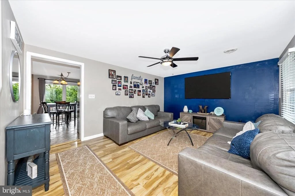 Photo of 6641 JEFFERSON BLVD