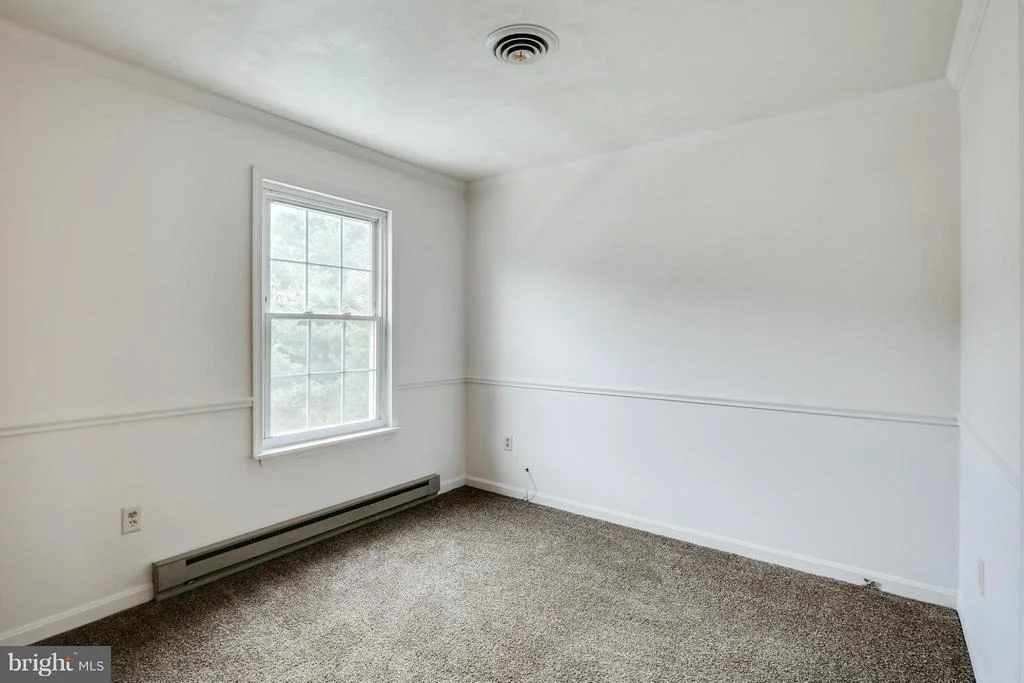 Photo of 1596 SMILEY DRIVE