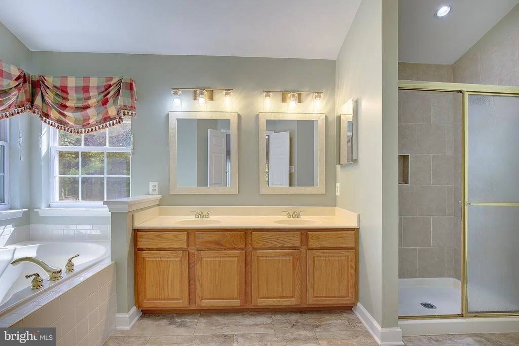 Photo of 2427 CHELMSFORD DRIVE