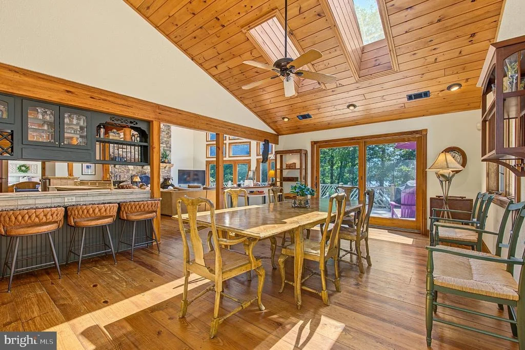Photo of 2747 MARSH HILL ROAD