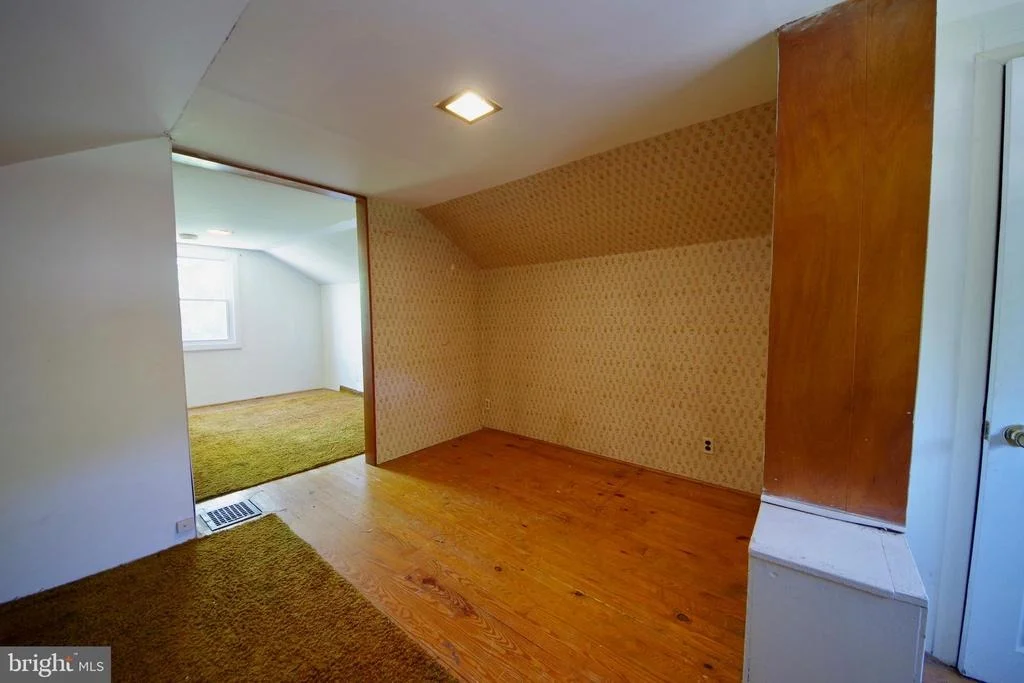 Photo of 10409 ROYALTON TERRACE