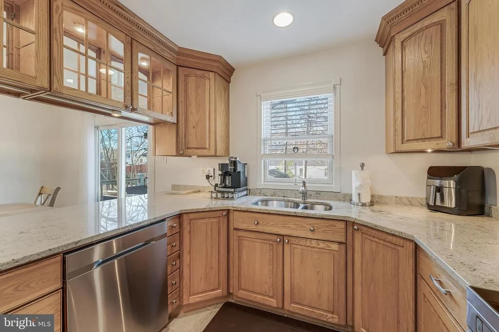 Photo of 1109 DEVON STREET