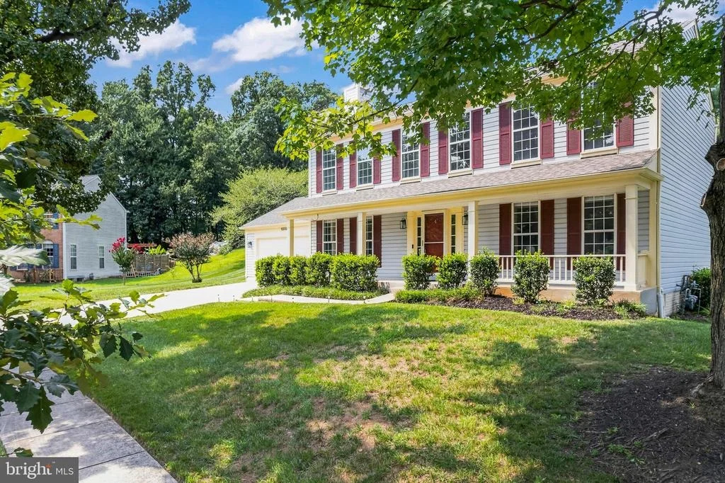 Photo of 9202 MOON RIVER COURT