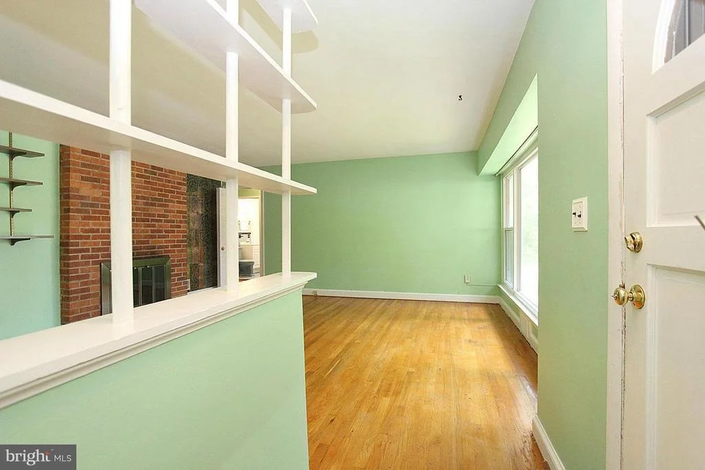 Photo of 202 SCHUYLER ROAD E