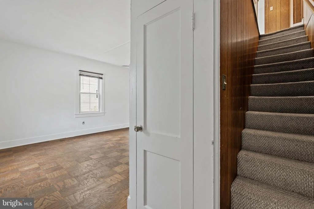 Photo of 305 WALNUT STREET