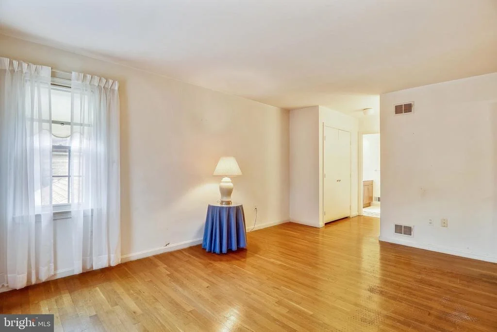 Photo of 14120 RIPPLING BROOK DRIVE