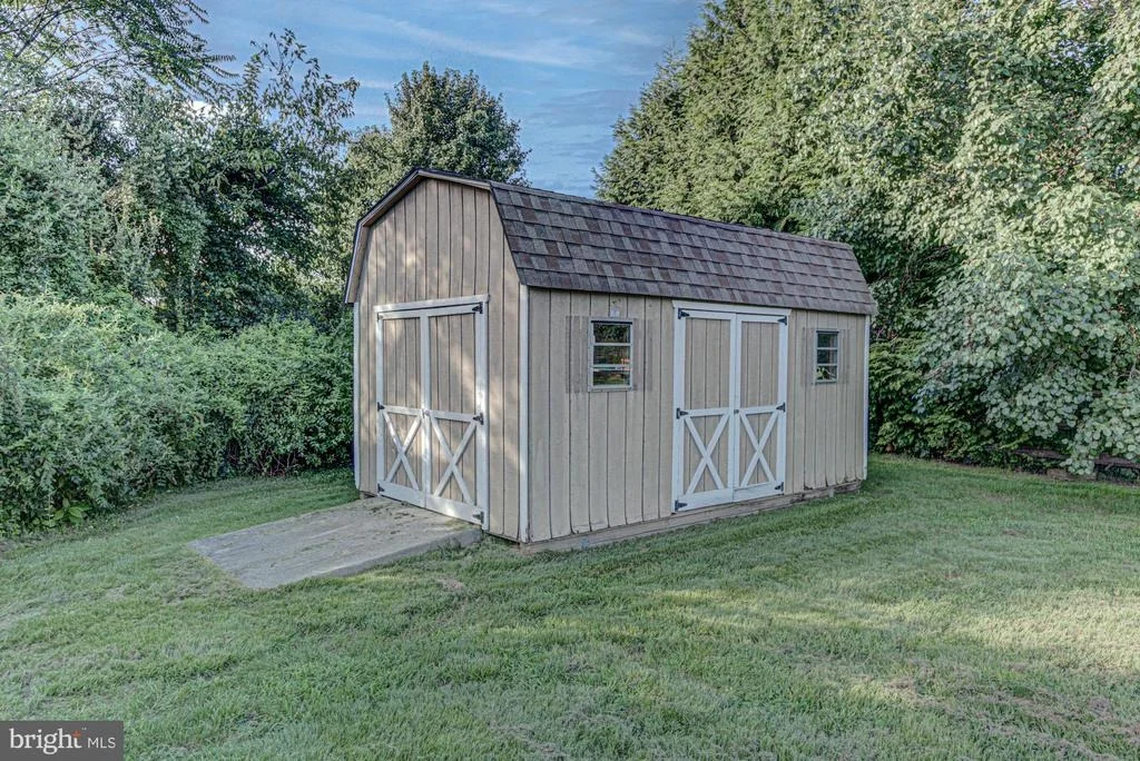 Photo of 218 SHEATS LANE