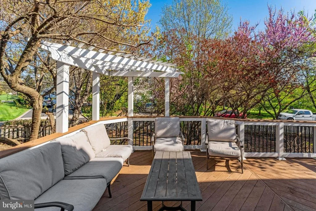 Photo of 42758 GLENSIDE DRIVE