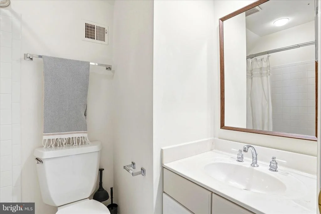 Photo of 2379 BEAR DEN ROAD