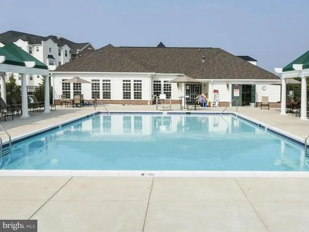 Photo of Unit 208 at 7305 MAPLECREST ROAD