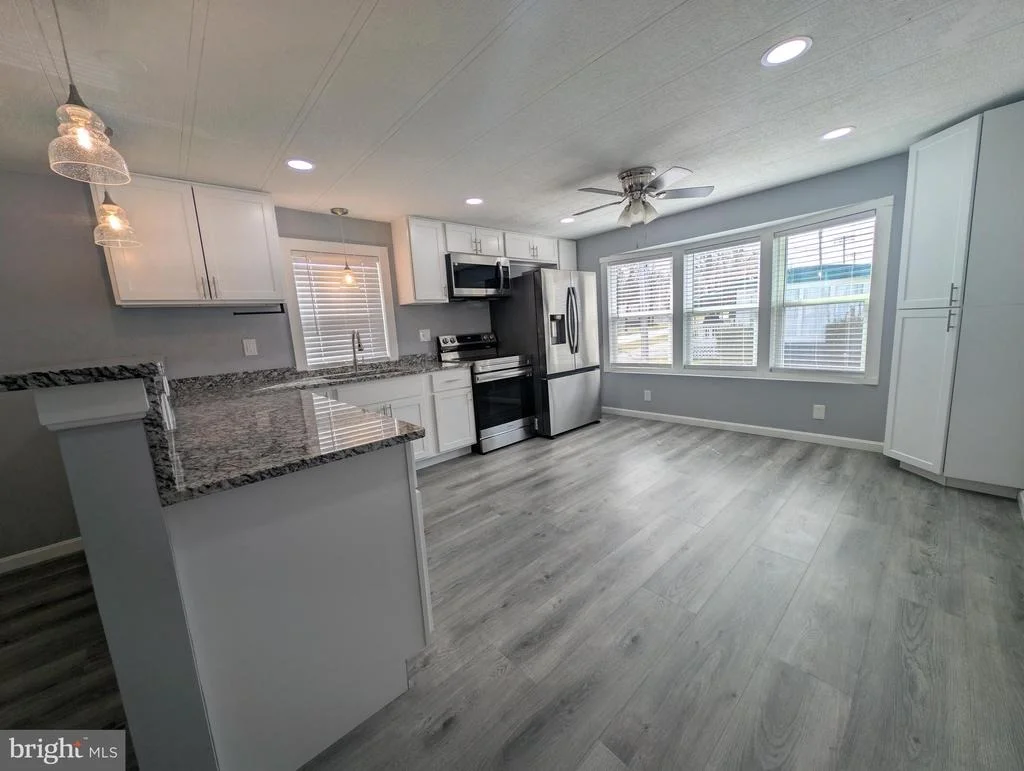 Photo of 200 ROBWOOD RD