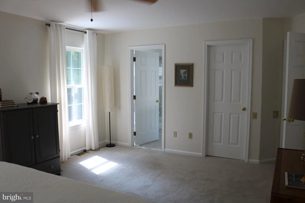Photo of 42 OAK VIEW DRIVE