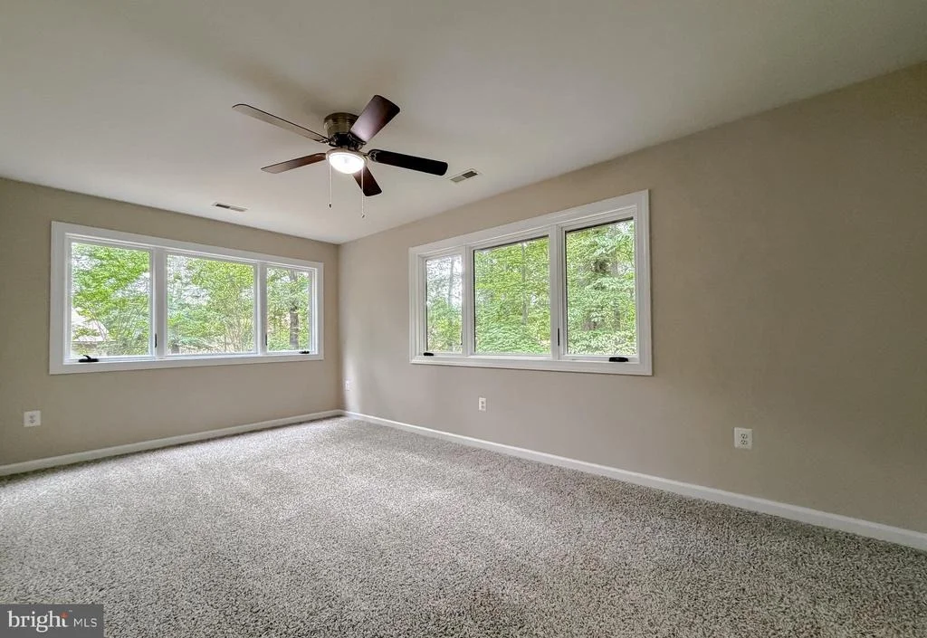Photo of 8425 MAUSEN LANE