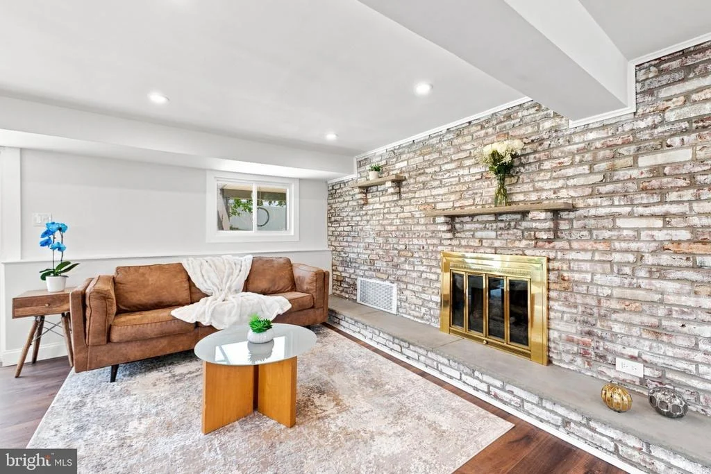 Photo of 9 BUCKNELL DRIVE