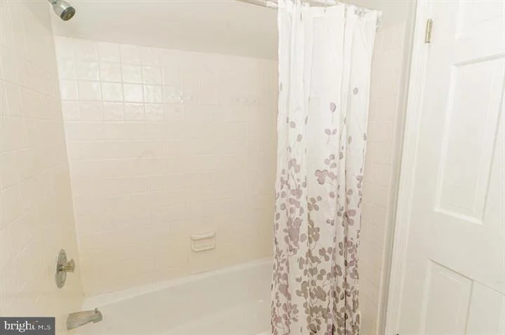 Photo of 907 REECE ROAD