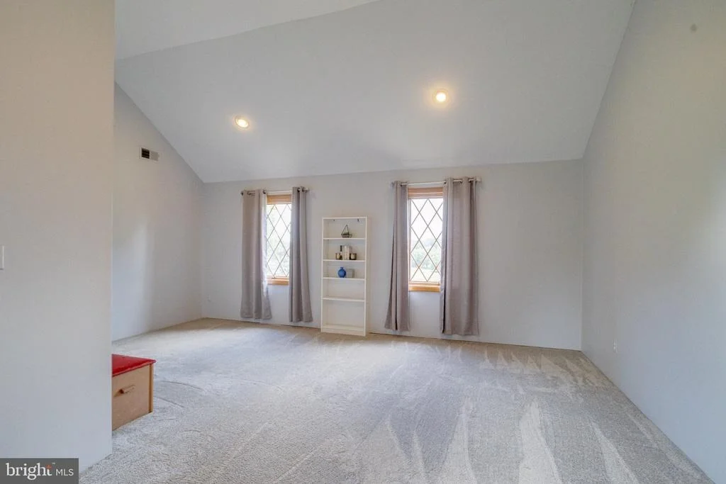 Photo of 2300 KINGS ARMS DRIVE