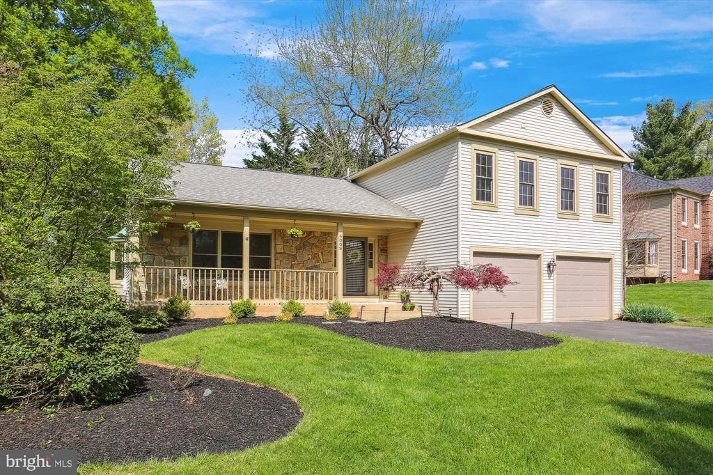 Photo of 4009 EVANGELINE TERRACE