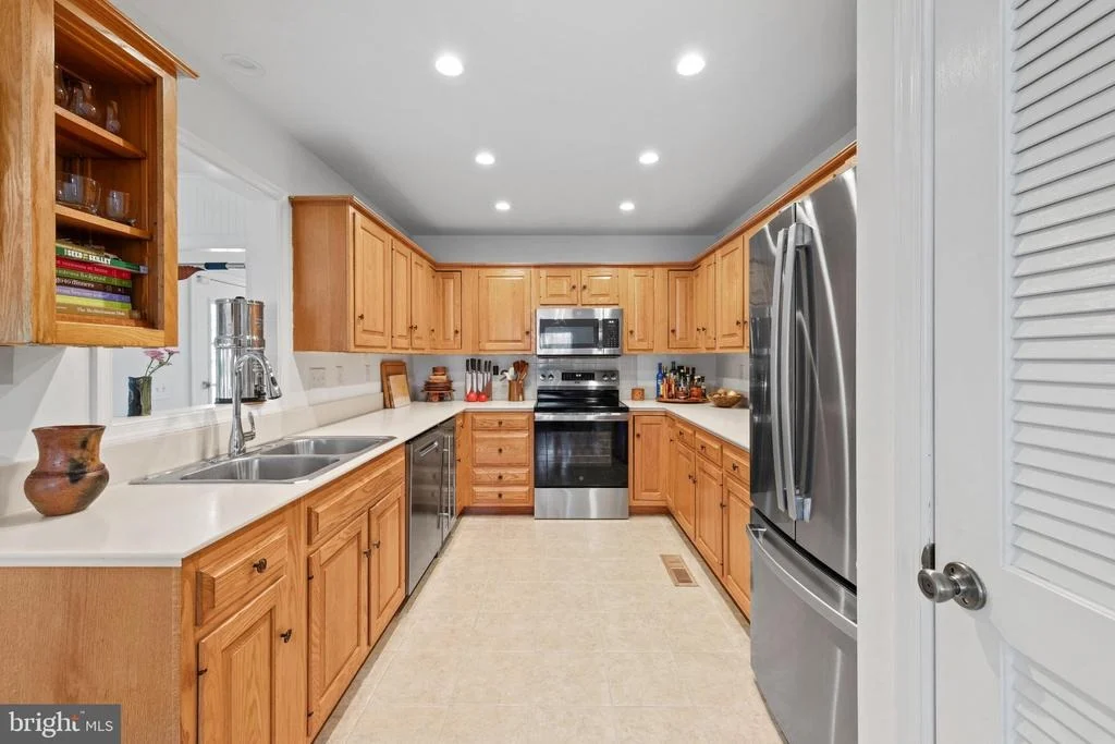 Photo of 602 CRESTVIEW LANE