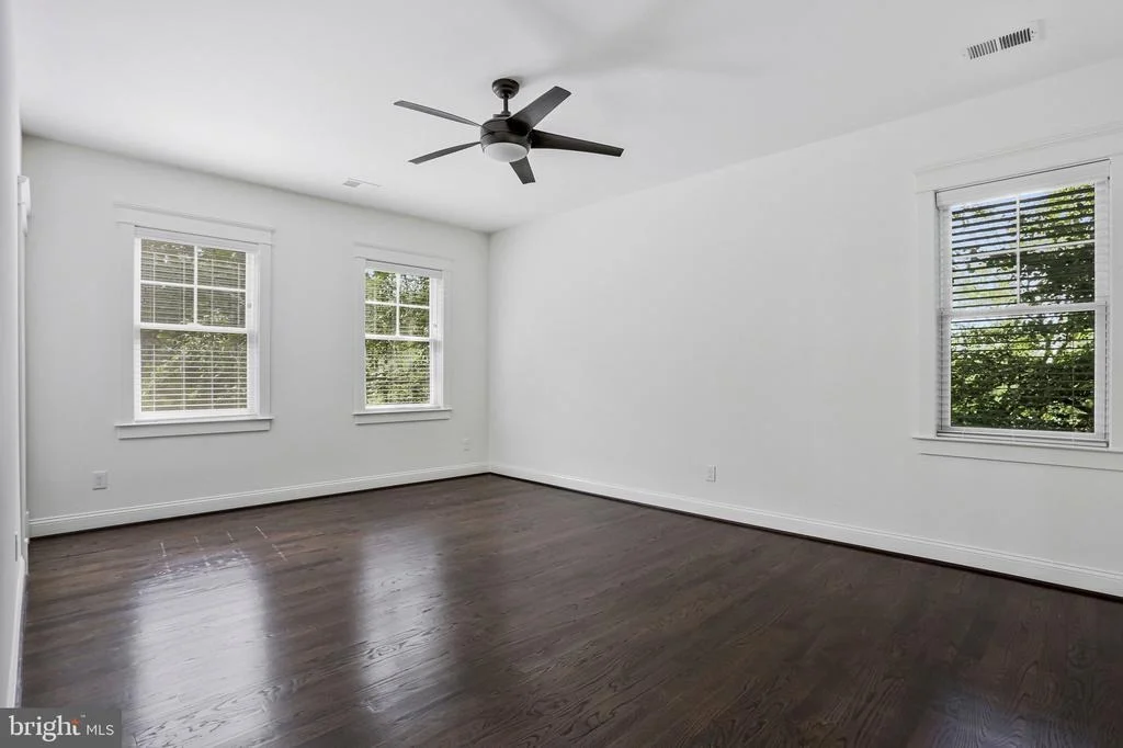 Photo of 1712 EAST AVENUE