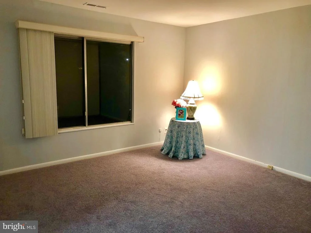 Photo of Unit 191A at 3221 LUDHAM DRIVE