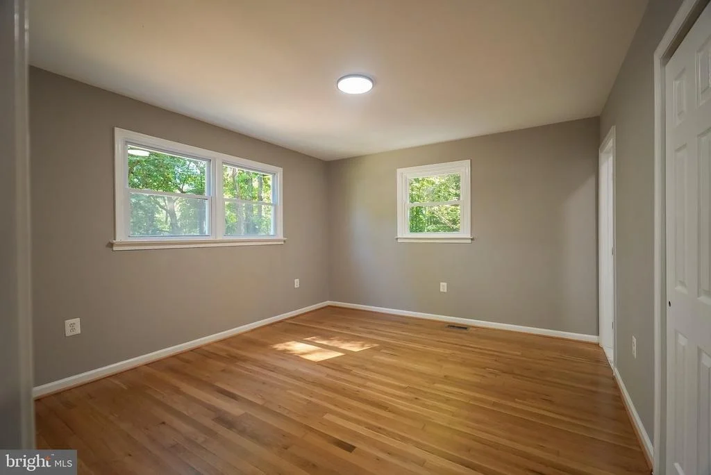Photo of 4150 BARRETT