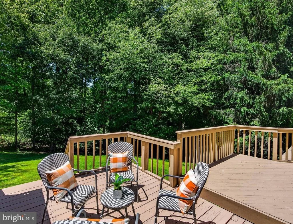 Photo of 1808 BATTEN HOLLOW ROAD