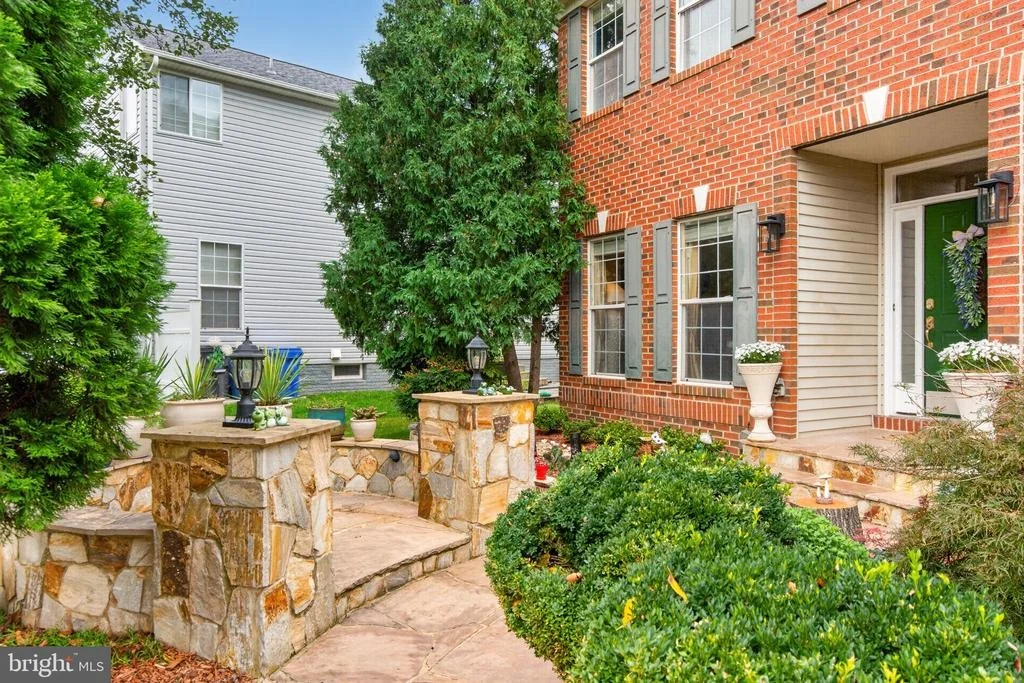 Photo of 21419 ASHBURN RUN PLACE