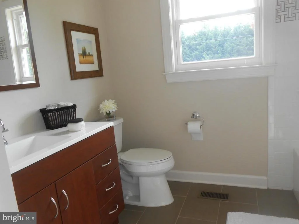Photo of 7602 MCCLELLAN AVENUE