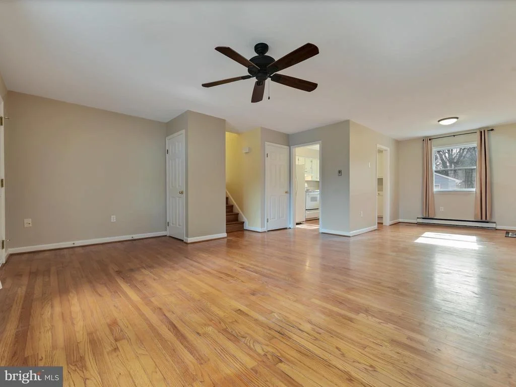 Photo of 7299 BEECHTREE LANE