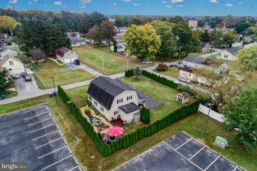 Photo of 18 PRATTIS STREET