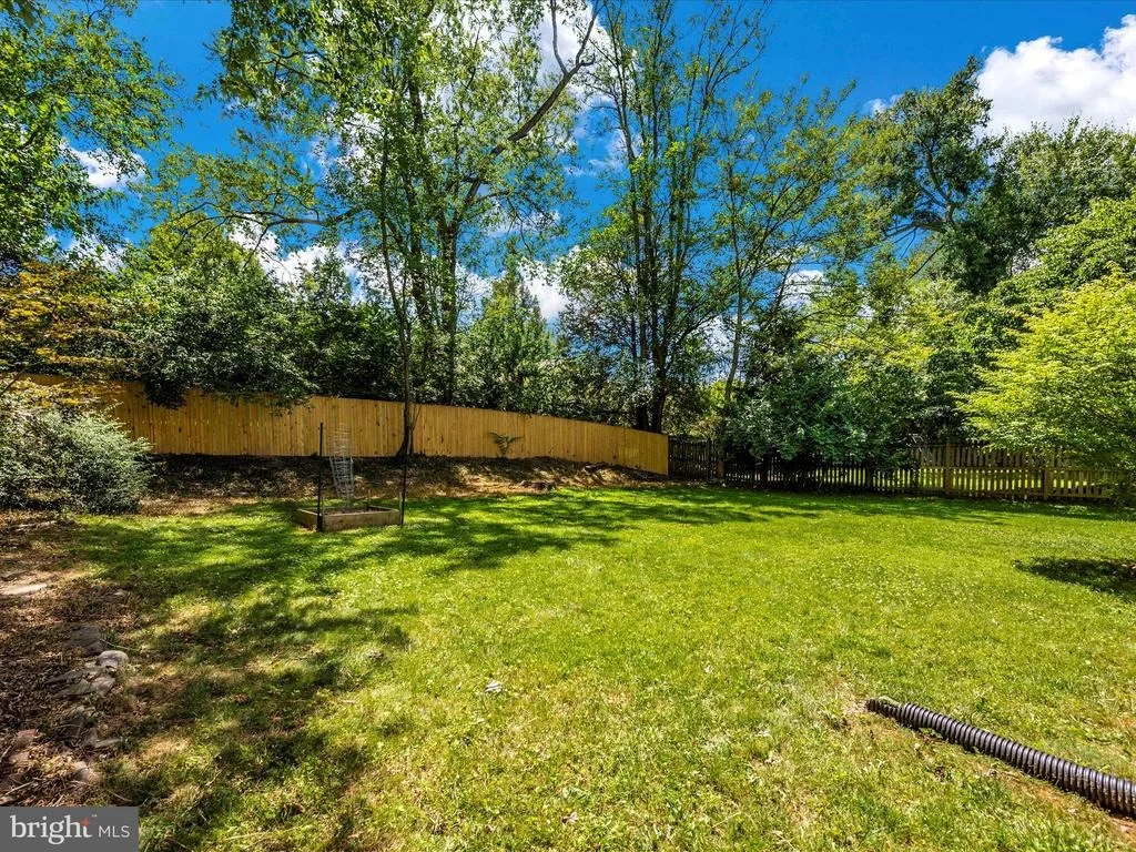 Photo of 13312 LOCKSLEY LANE