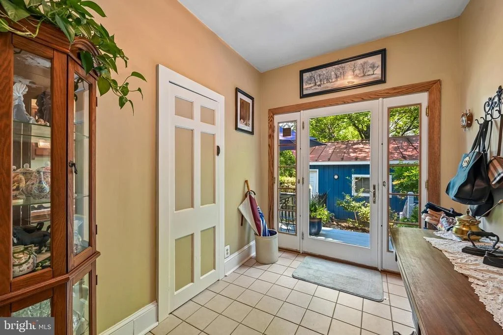 Photo of 20925 CLARKSBURG ROAD