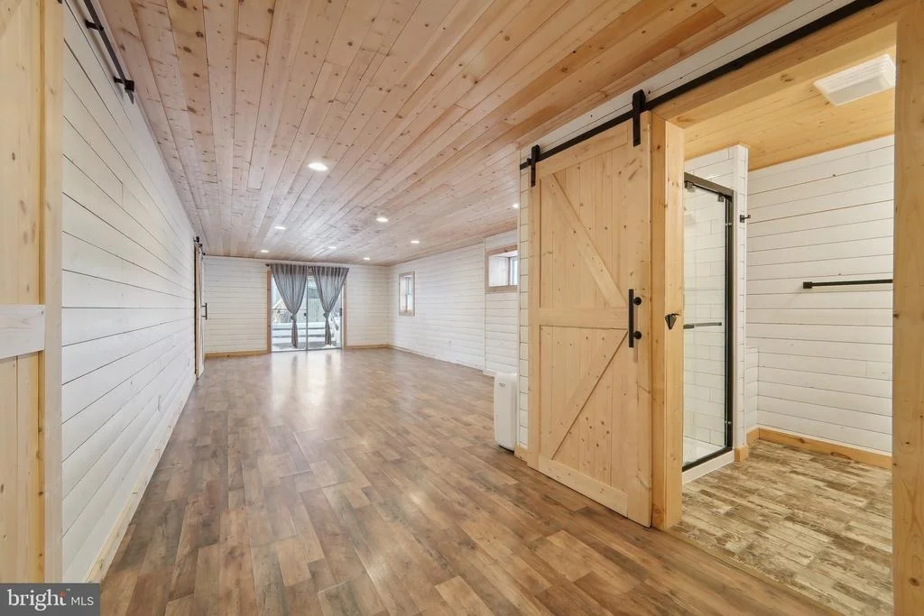 Photo of 3942 SUGARLOAF DRIVE