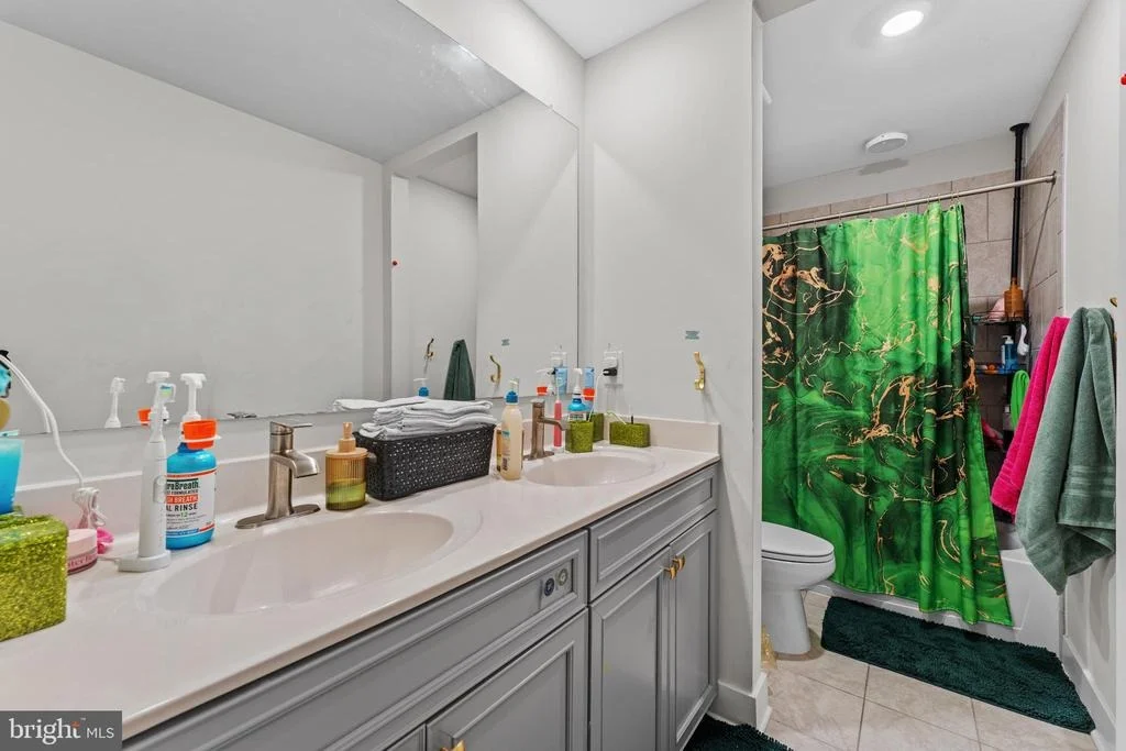 Photo of 5192 NEWPORT CIRCLE