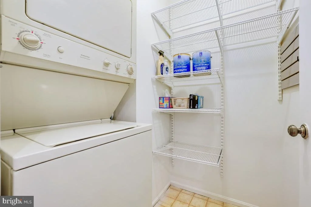Photo of Unit 1724 at 15101 INTERLACHEN DRIVE