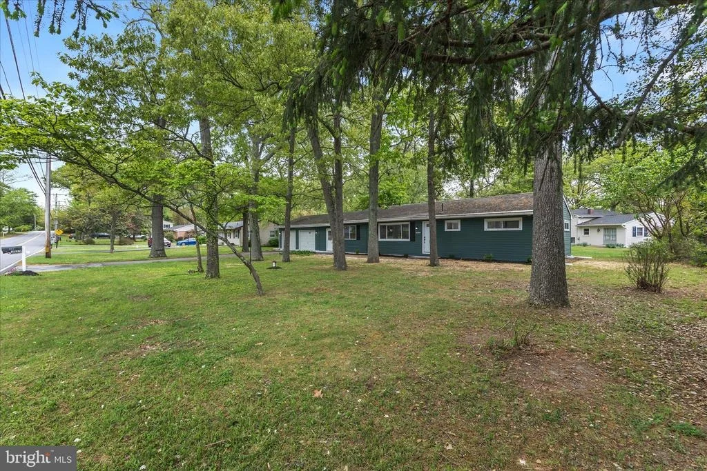 Photo of 1511 LONG POINT ROAD