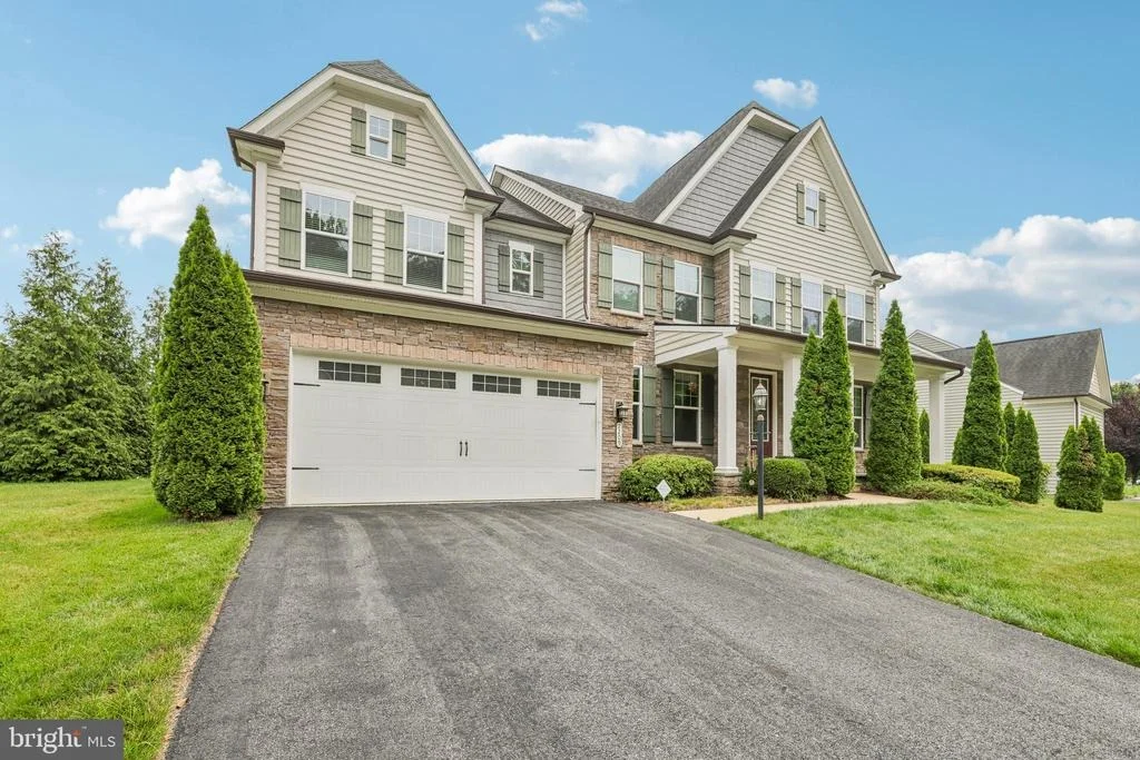 Photo of 2209 JACOB WAY