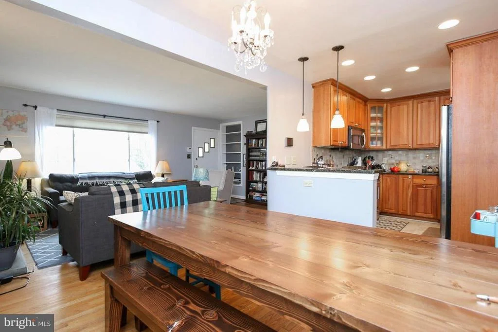 Photo of 417 KERWIN ROAD