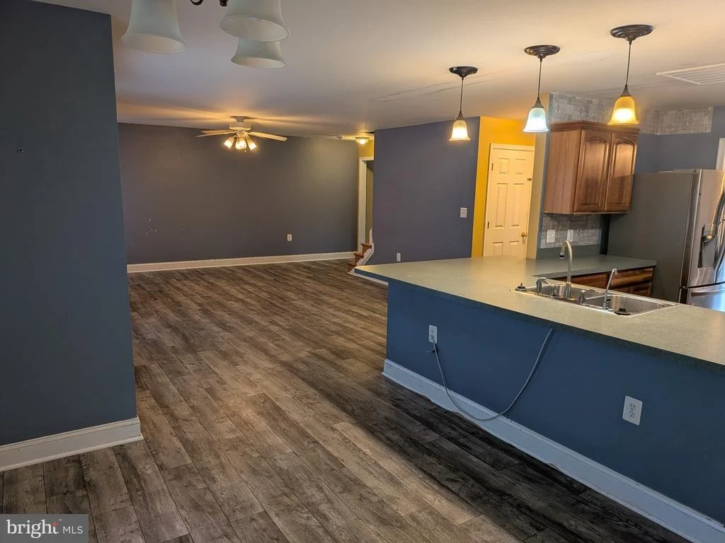 Photo of 823 WOODCREST LOOP
