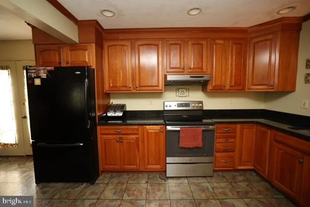 Photo of 1740 FAIRMOUNT ROAD