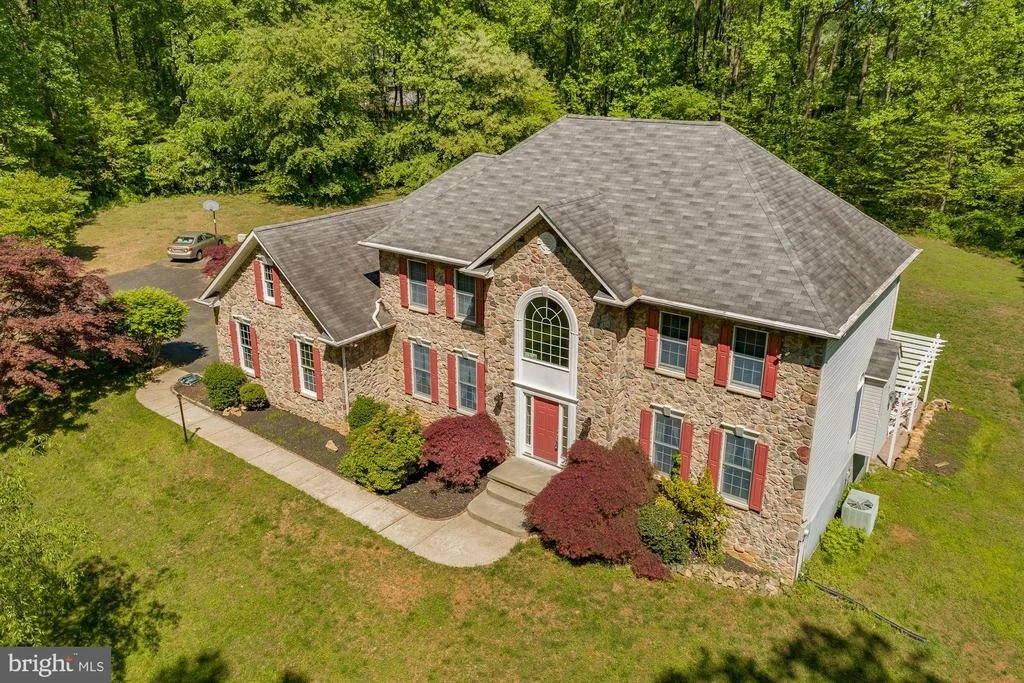 Photo of 1105 THOMPSON WAY