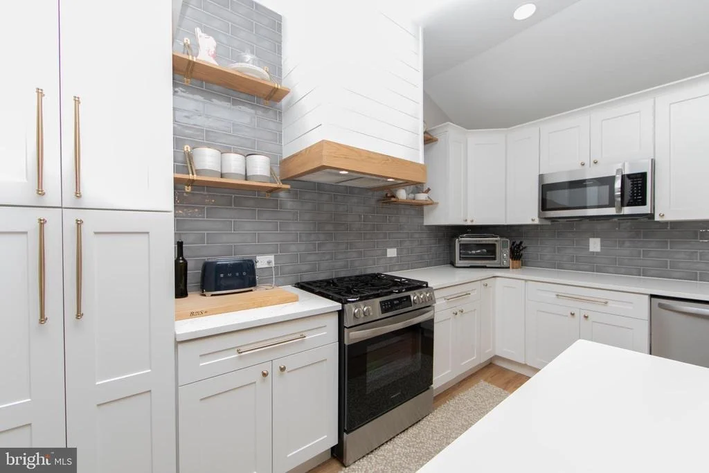 Photo of 507 HOWARD ROAD