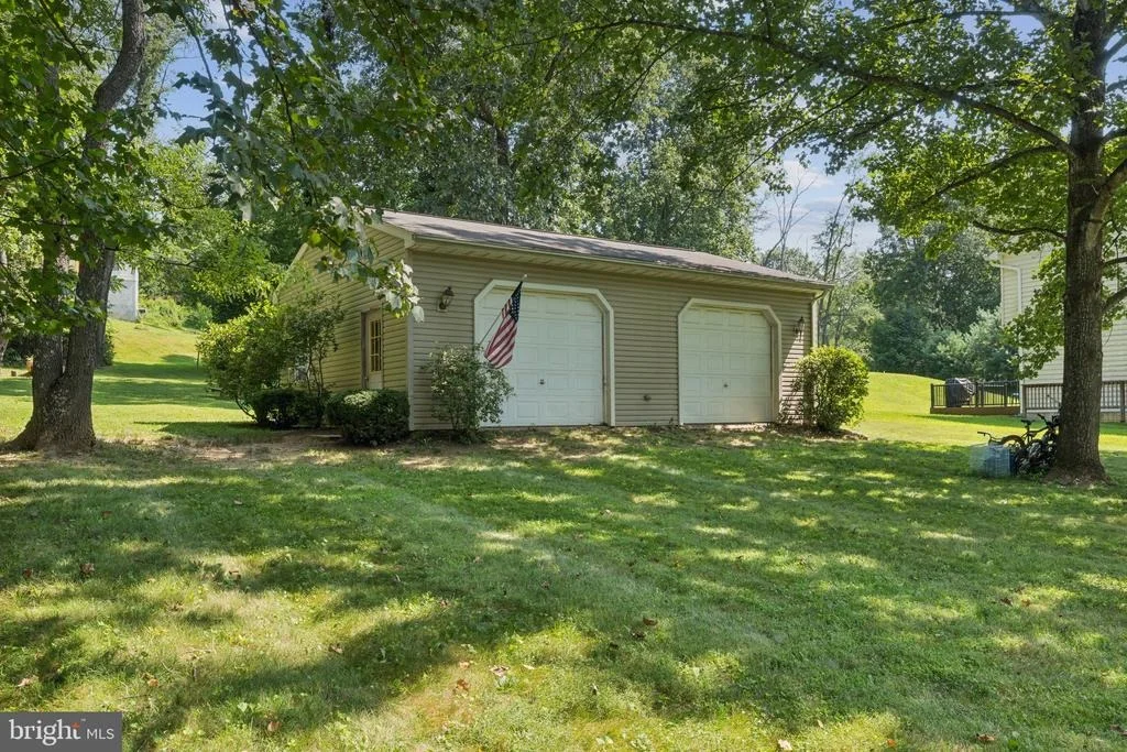 Photo of 10 CAROL TRAIL
