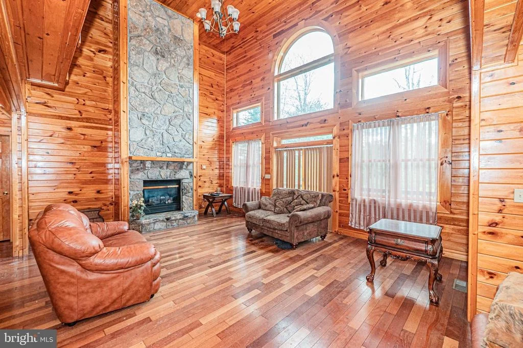 Photo of 71 JAKES DRIVE