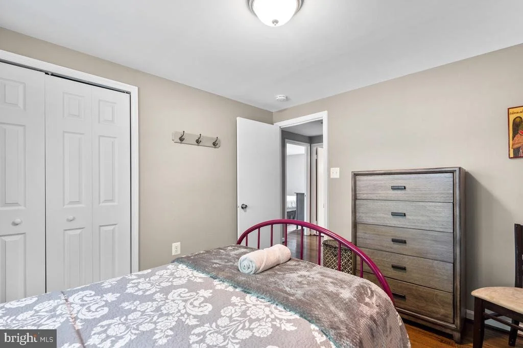 Photo of 14028 BREEZE HILL LANE