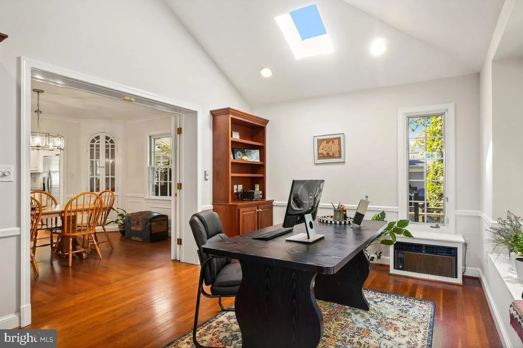 Photo of 7214 POMANDER LANE
